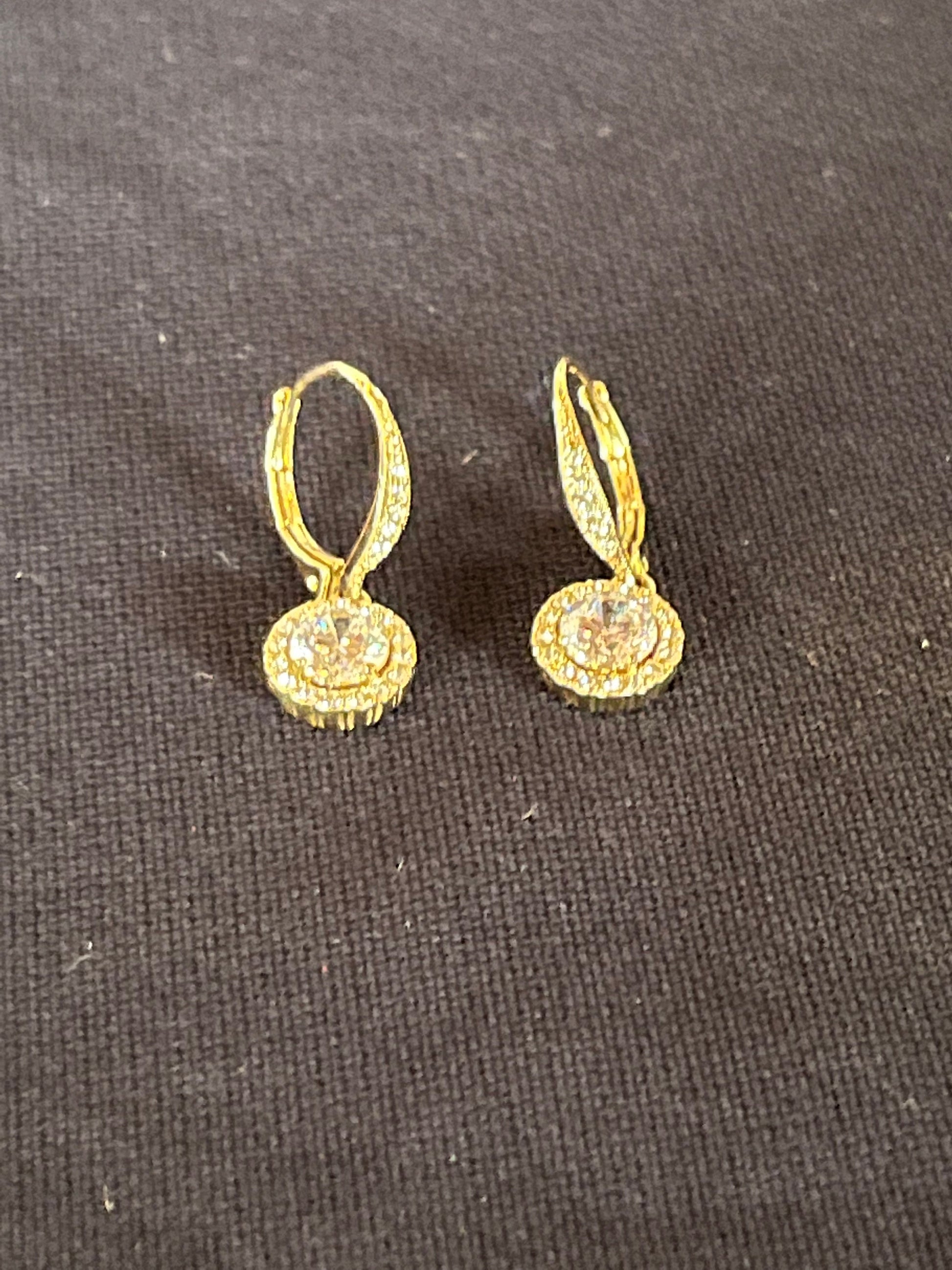 VEEP: Selina's Gold Earrings
