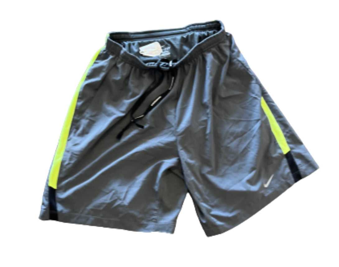 ROYAL PAINS: Hank's Athletic Shorts from Episode 801