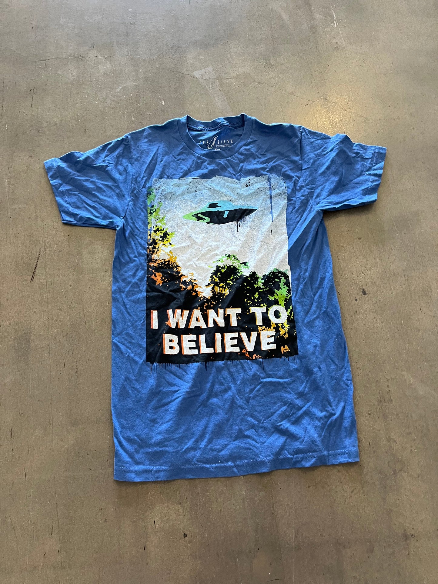 XFILES: Mulder's I WANT TO BELIEVE PRODUCTION USED T-SHIRT (M)