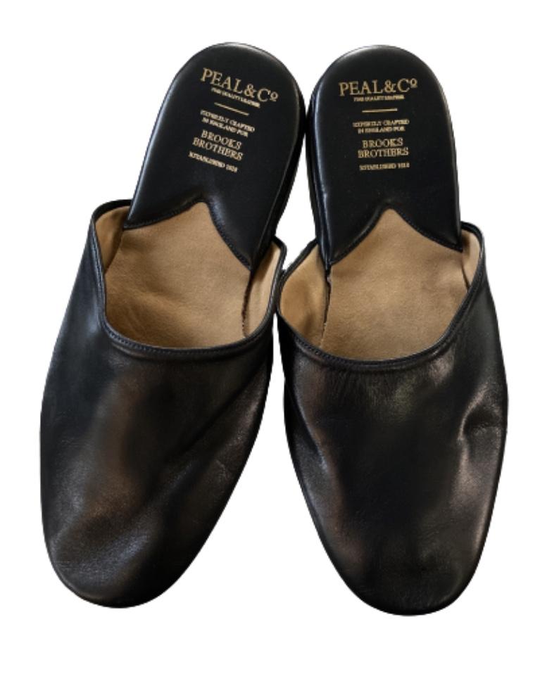 SILICON VALLEY: Gavin Belson's Black Leather Slippers