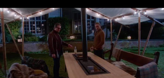 THE GENTLEMEN: Raymond’s Blanket and Fur From Outside