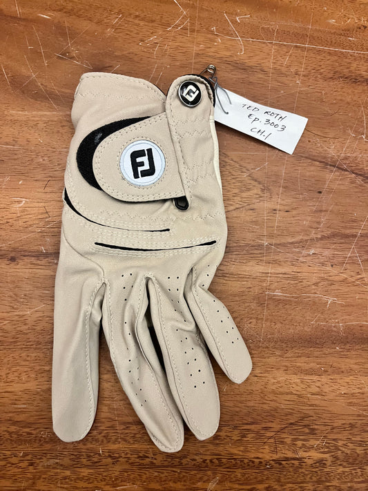 ROYAL PAINS: Ed Roth’s Episode 303 Golf Glove