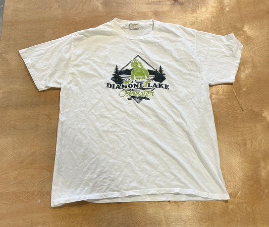 GRIMM: Nick’s Diamond Lake Short Sleeve T-Shirt(L)