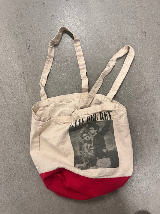 BROAD CITY: ILANA WEXLER'S Lana Del Rey Tote Bag