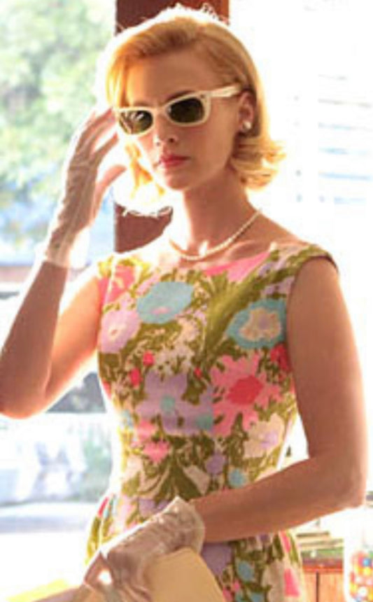 MAD MEN: Betty’s 1950 Style adjustable Pearl Necklace